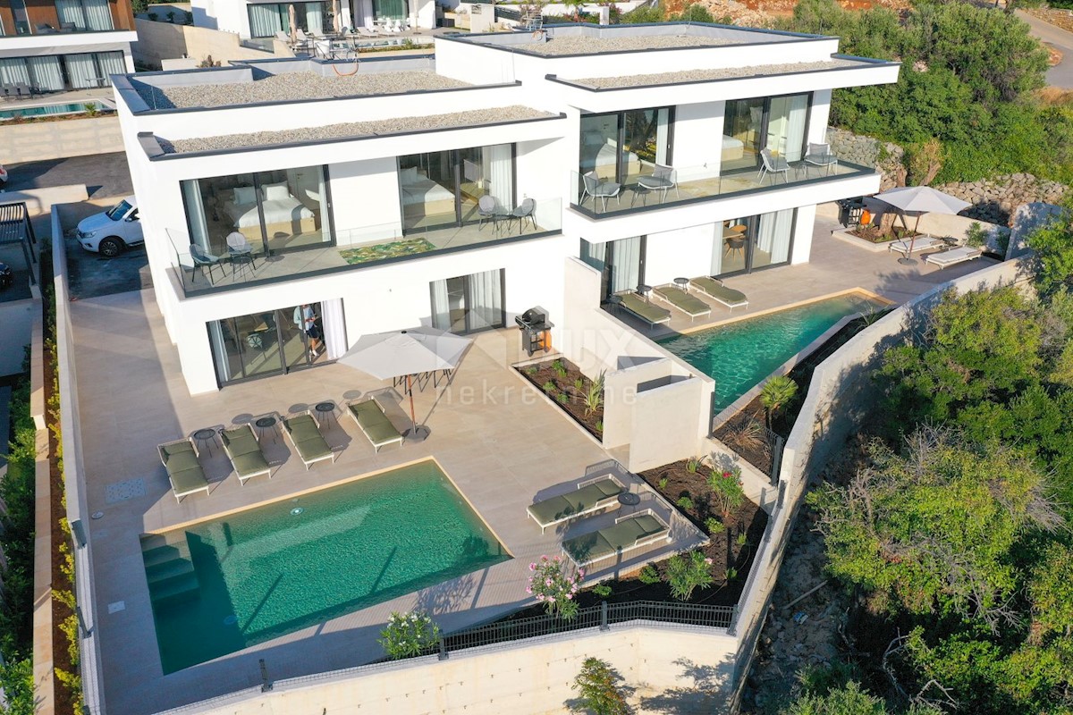 ISOLA DI PAG, JAKIŠNICA - eccezionale villa duplex moderna con piscina