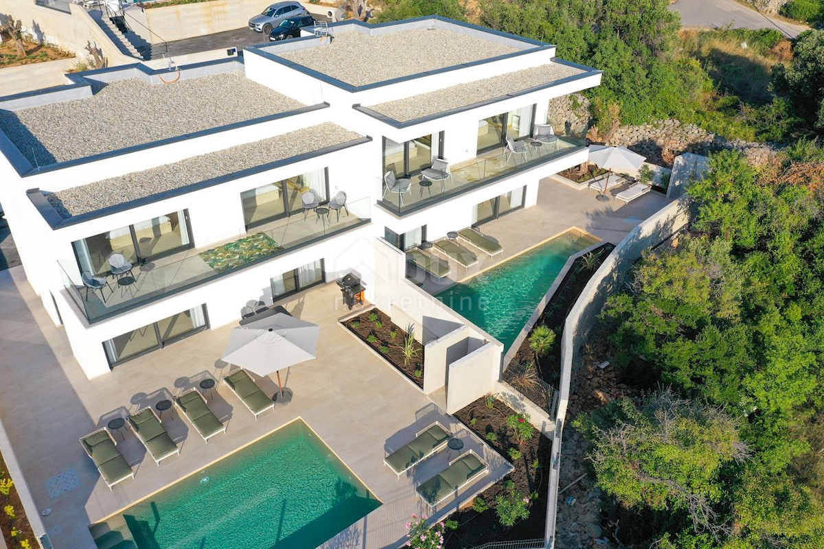 ISOLA DI PAG, JAKIŠNICA - eccezionale villa duplex moderna con piscina