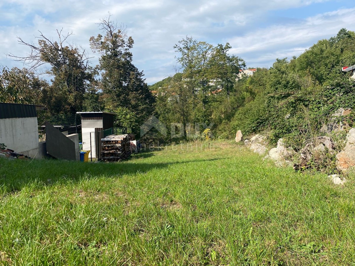 VIŠKOVO, SARŠONI, RONJGI - terreno edificabile 6802 m2 per un edificio residenziale - appartamenti - appartamenti / casa familiare / casa in affitto - vacanze con piscina!!!