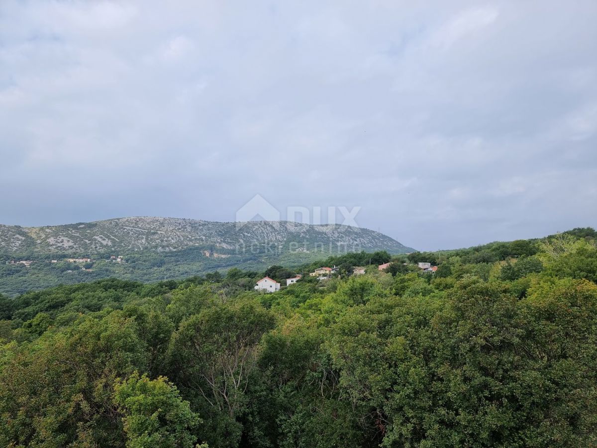 VINODOLSKA DOLINA, BRIBIR - Appartamento in mansarda con bellissima vista