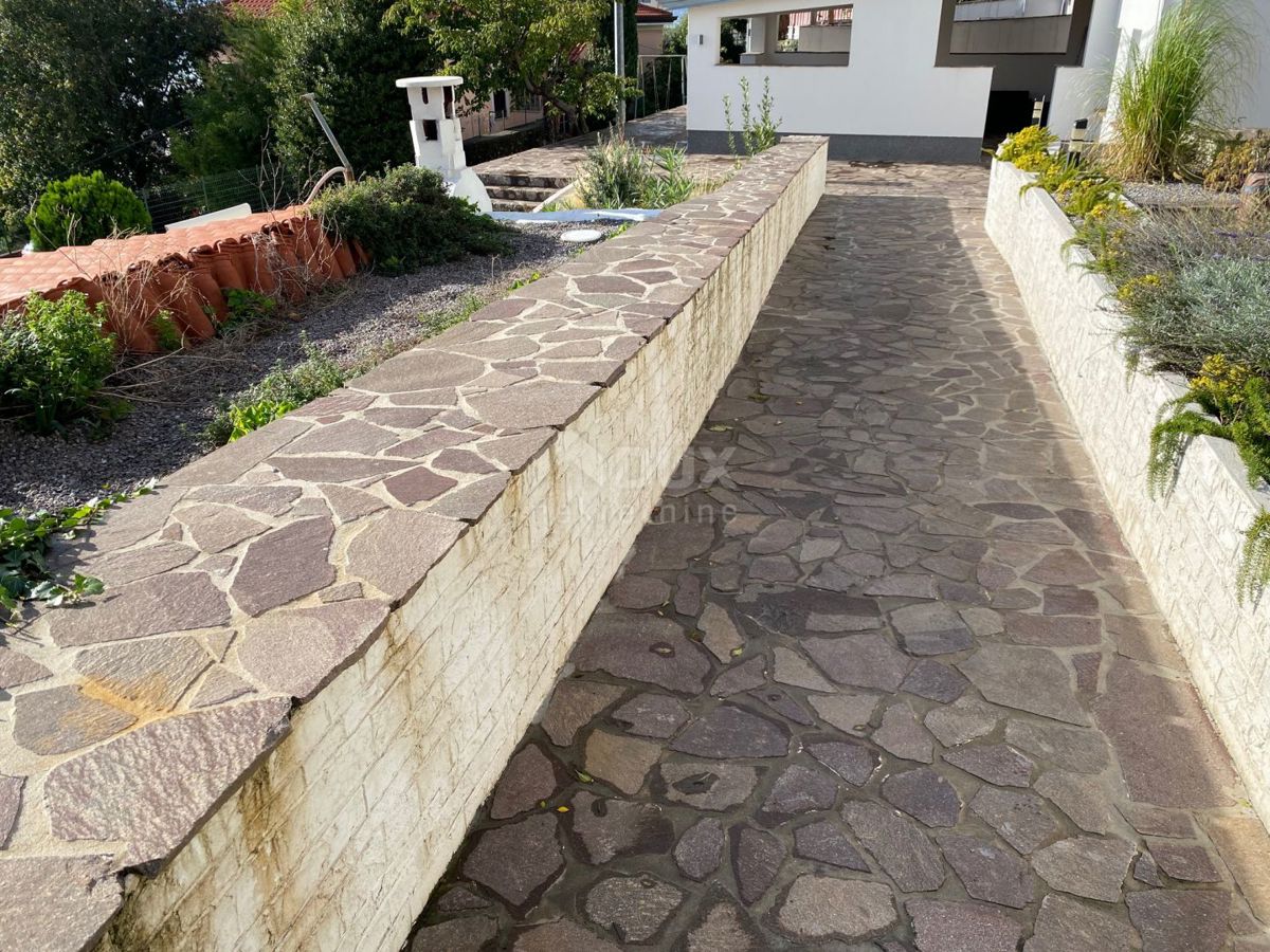 RIJEKA, CRIMEA - 2 CASE CON VISTA MARE + 2 DEPENDANCE + GIARDINO!!! TUTTO NUOVO ADATTATO!!!