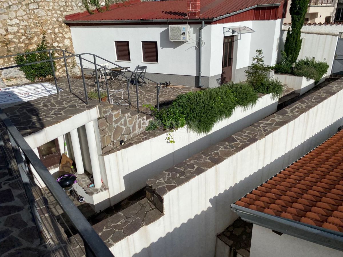 RIJEKA, CRIMEA - 2 CASE CON VISTA MARE + 2 DEPENDANCE + GIARDINO!!! TUTTO NUOVO ADATTATO!!!