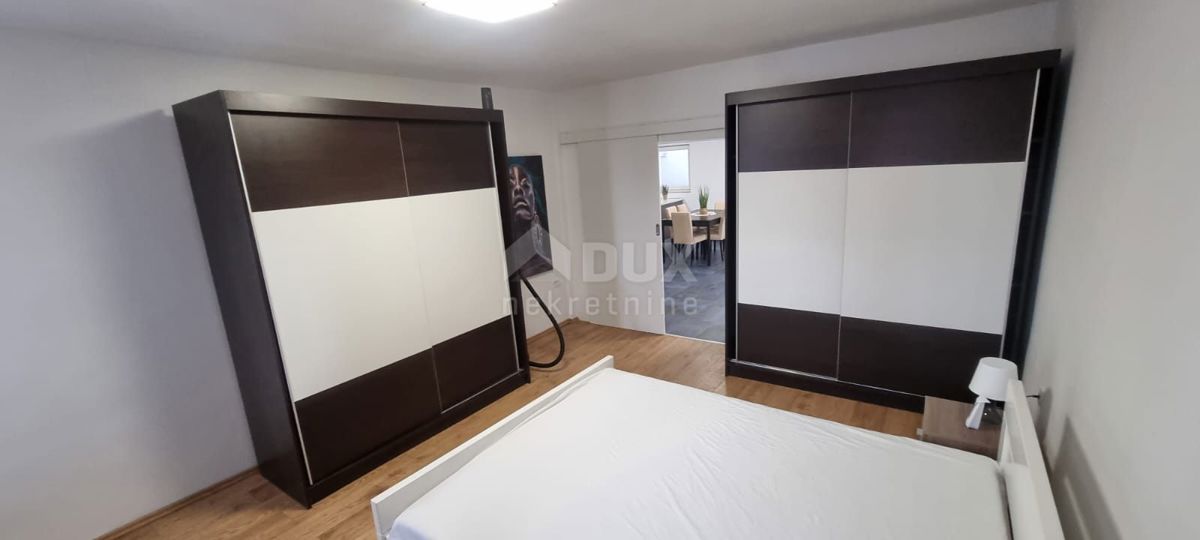 RIJEKA, CRIMEA - 2 CASE CON VISTA MARE + 2 DEPENDANCE + GIARDINO!!! TUTTO NUOVO ADATTATO!!!