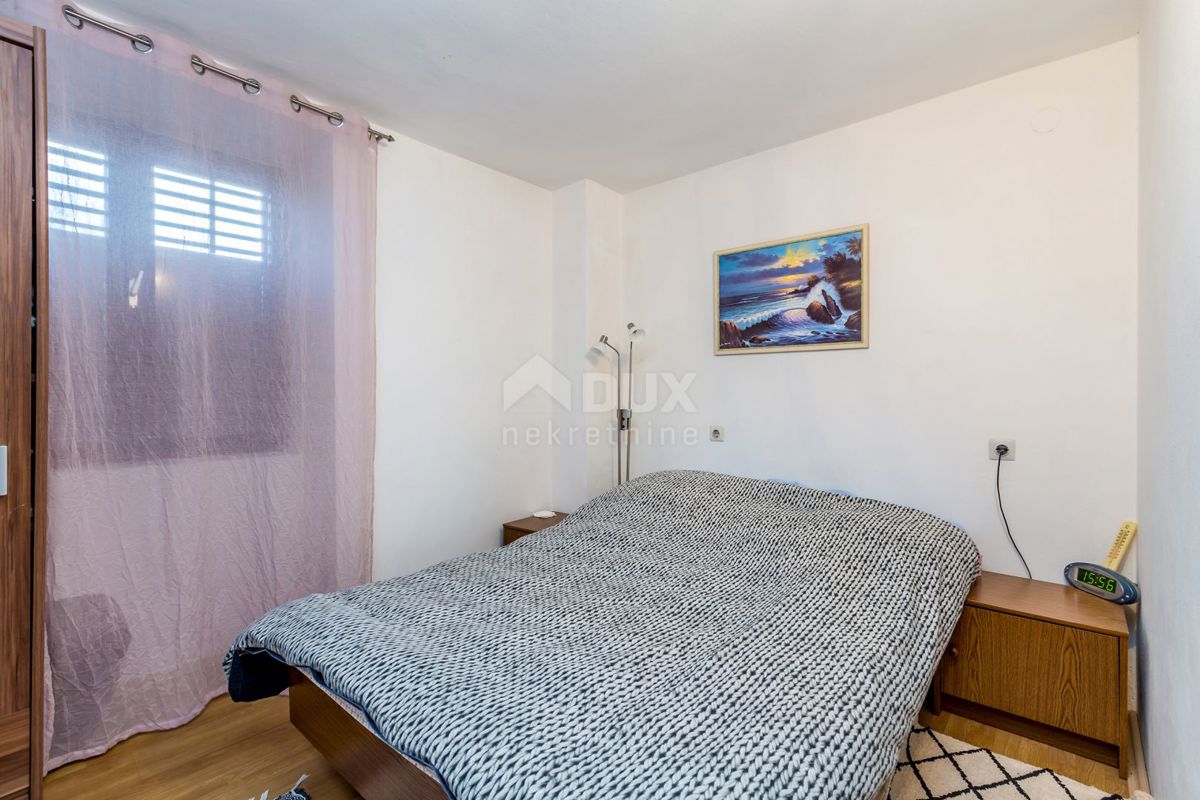 ISOLA DI KRK, dintorni di Šila - Palazzina con grande potenziale