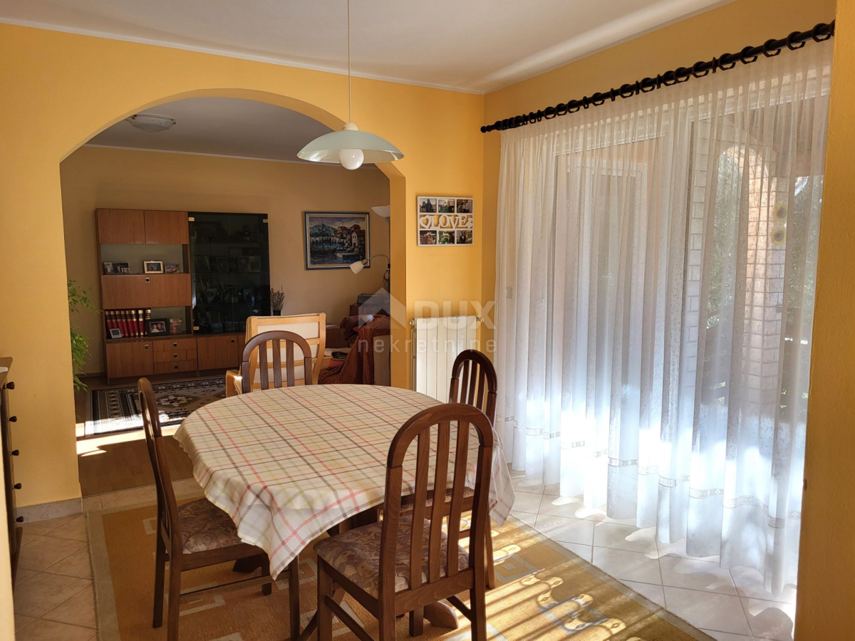 ISTRIA, MARČANA - Casa indipendente in posizione tranquilla