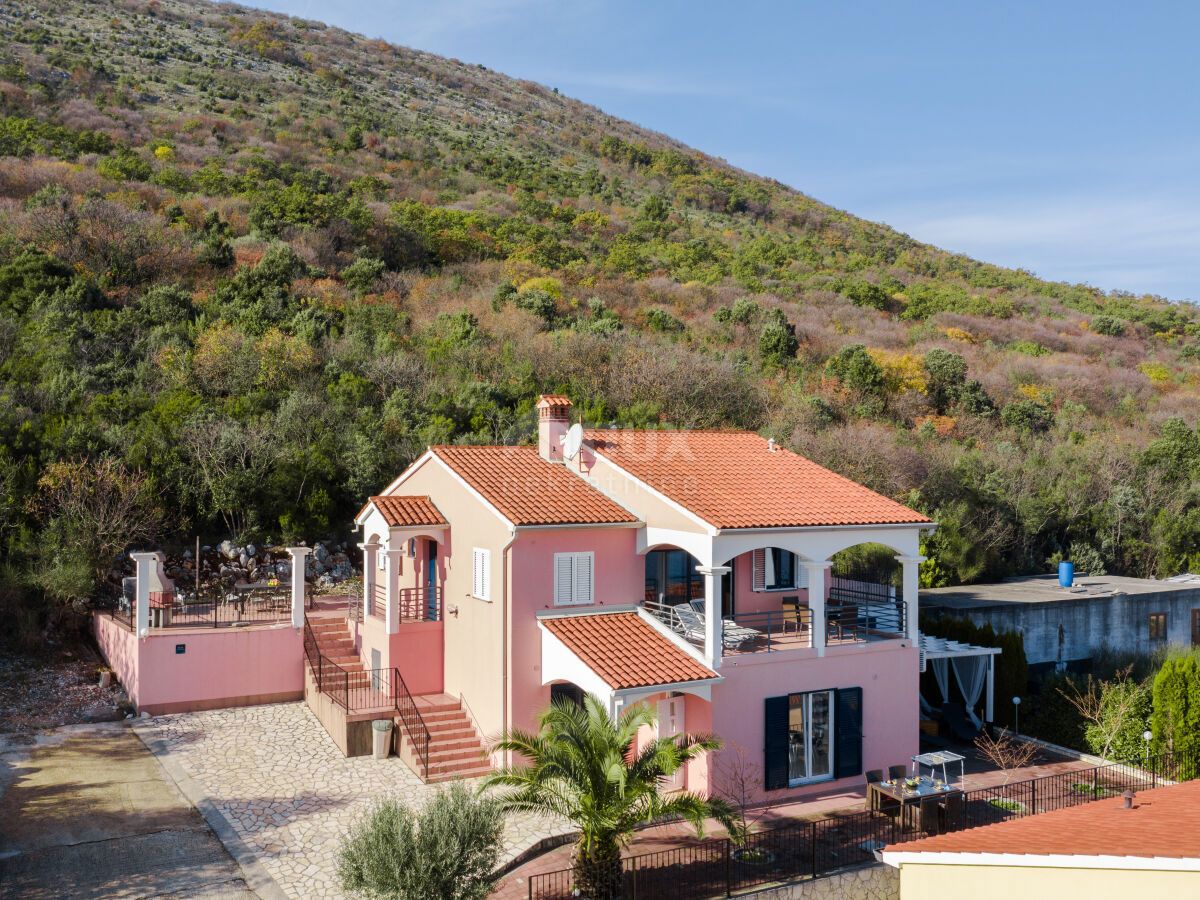 ISTRIA, RABAC - Casa con vista mare