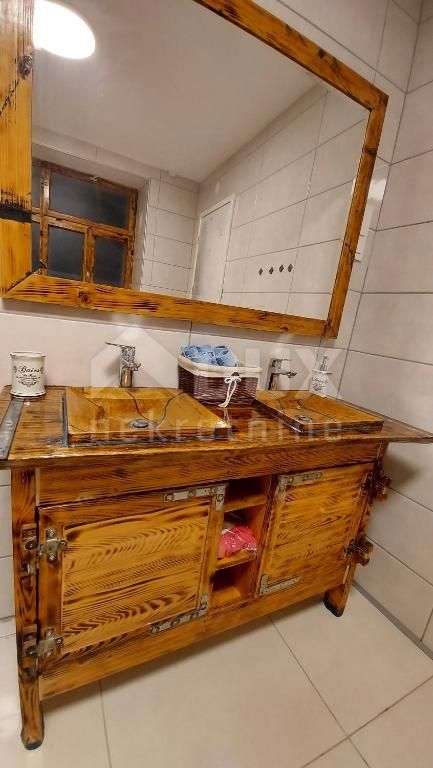 CRIKVENICA, TRIBALJ - due case vacanza con piscina