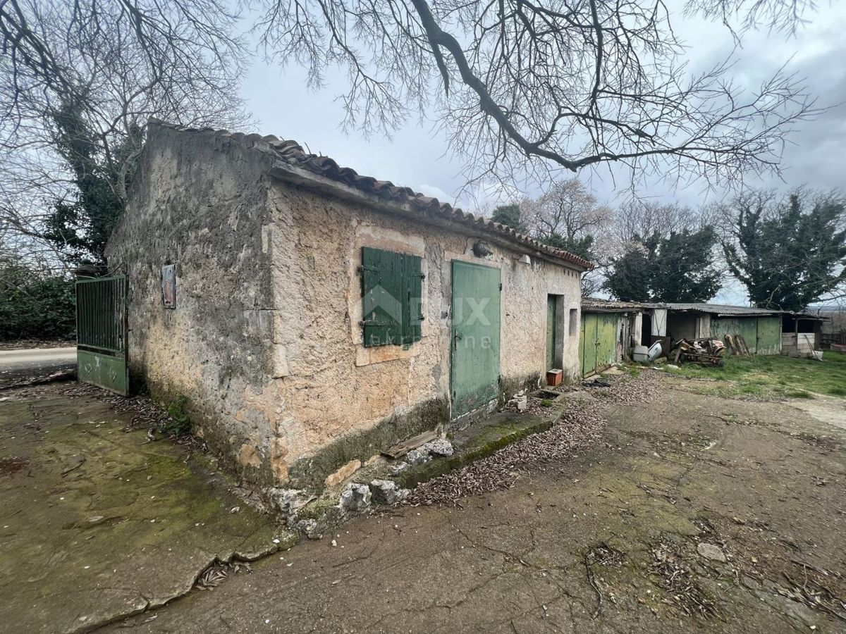 ISTRIA, VALTURA - Casa da riadattare 