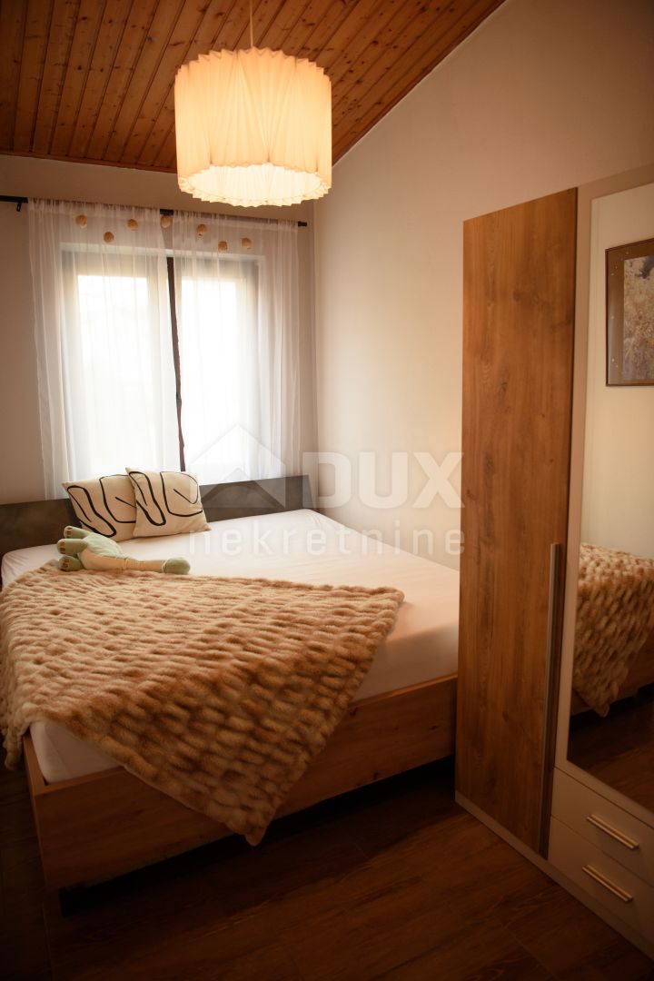 ISTRIA, PREMANTURA - Casa con 6 appartamenti, sauna e piscina. Vicino al mare! 