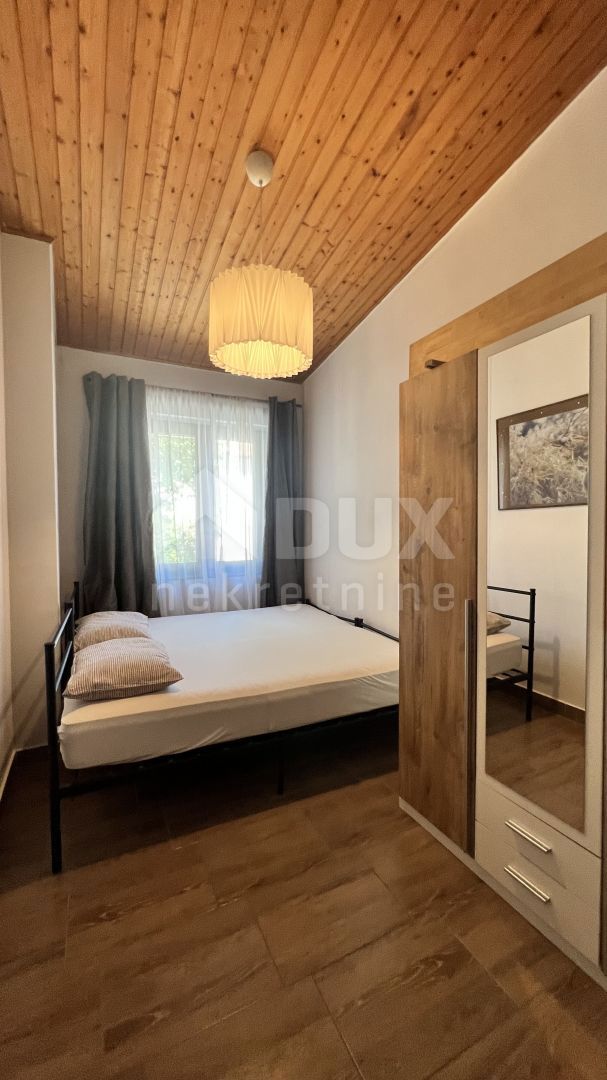 ISTRIA, PREMANTURA - Casa con 6 appartamenti, sauna e piscina. Vicino al mare! 