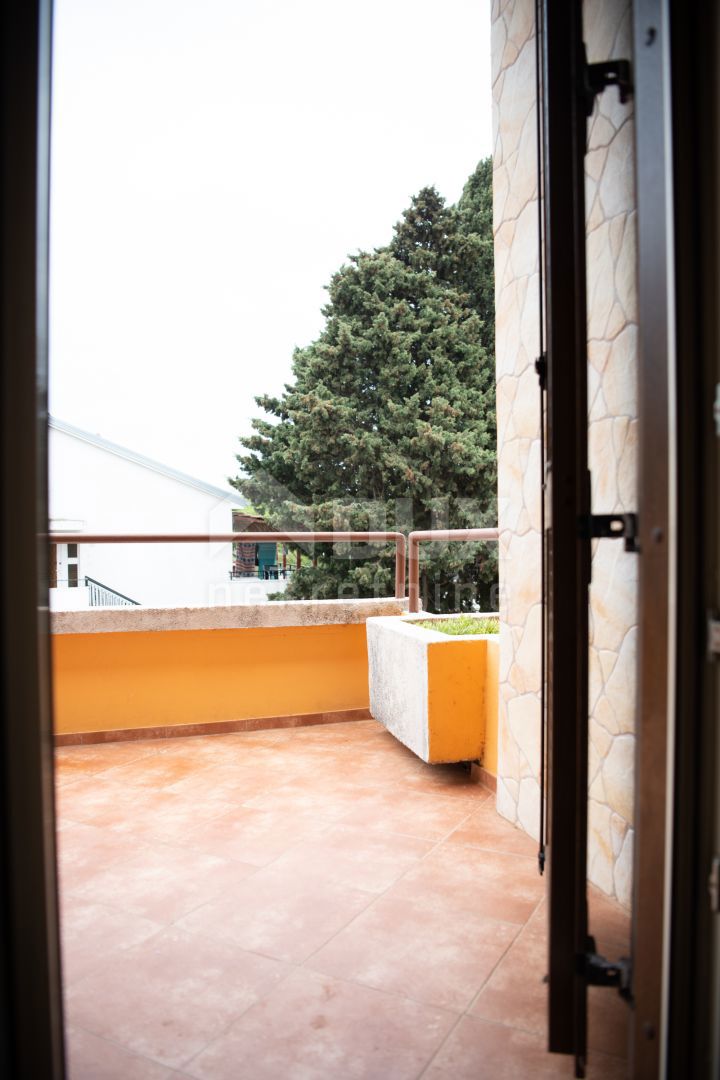 ISTRIA, PREMANTURA - casa con 2 appartamenti!