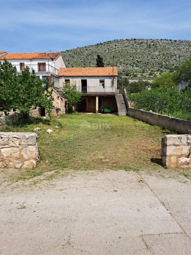 ŠIBENIK, BILICE - Casa per l'adattamento