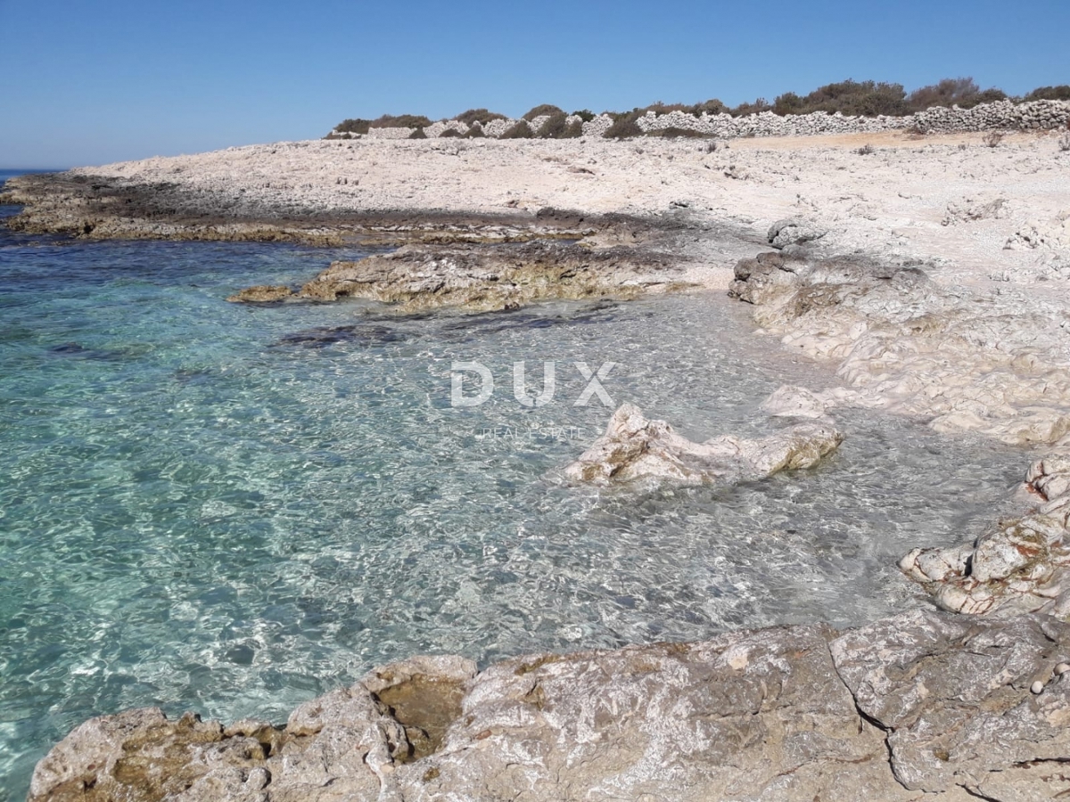 ROGOZNICA, KANICA - Bellissima casa con piscina vicino al mare