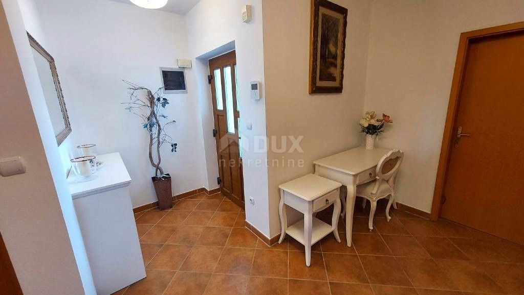 ISTRIA, MEDULINO Casa con cortile immersa nella natura vicino al mare 