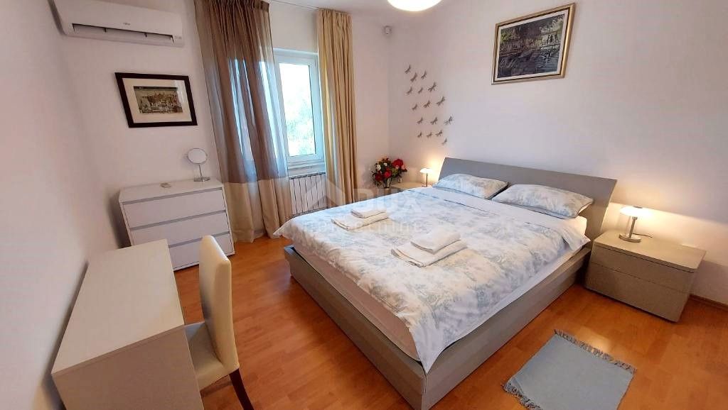 ISTRIA, MEDULINO Casa con cortile immersa nella natura vicino al mare 