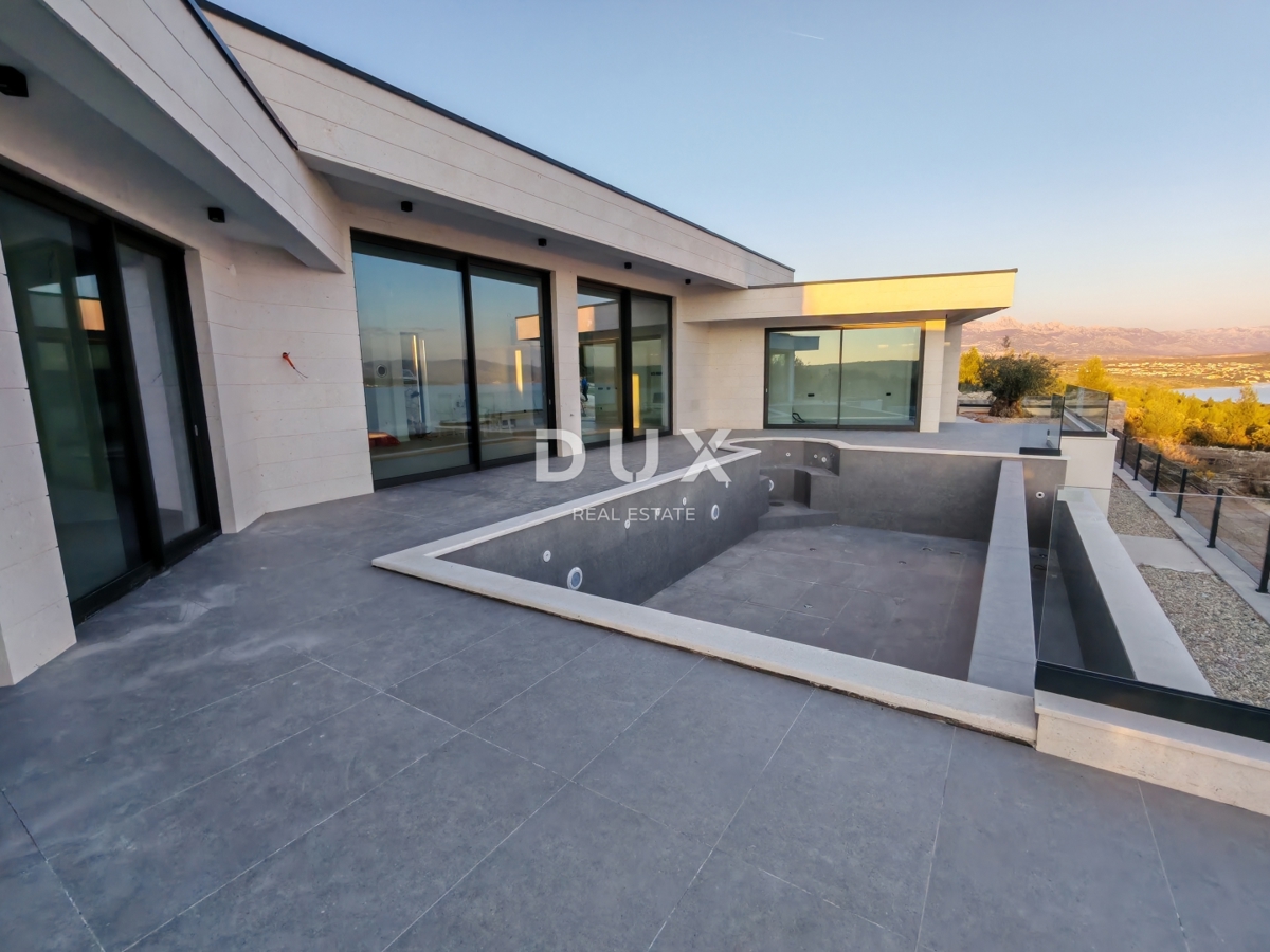 ZADAR, POSEDARJE - Incantevole villa al piano terra con vista panoramica sul mare!