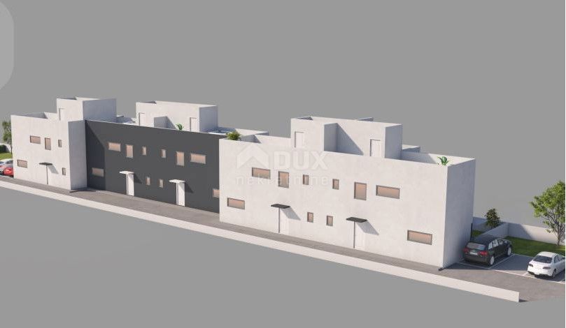 ZADAR, PRIVLAKA - Casa a schiera con piscina a 100 metri dal mare