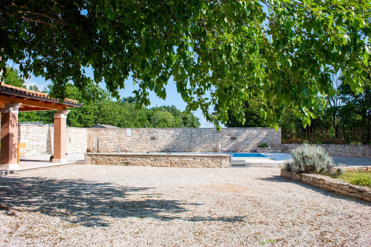 ISTRIA, ŽMINJ - Bellissima hacienda in pietra con piscina!