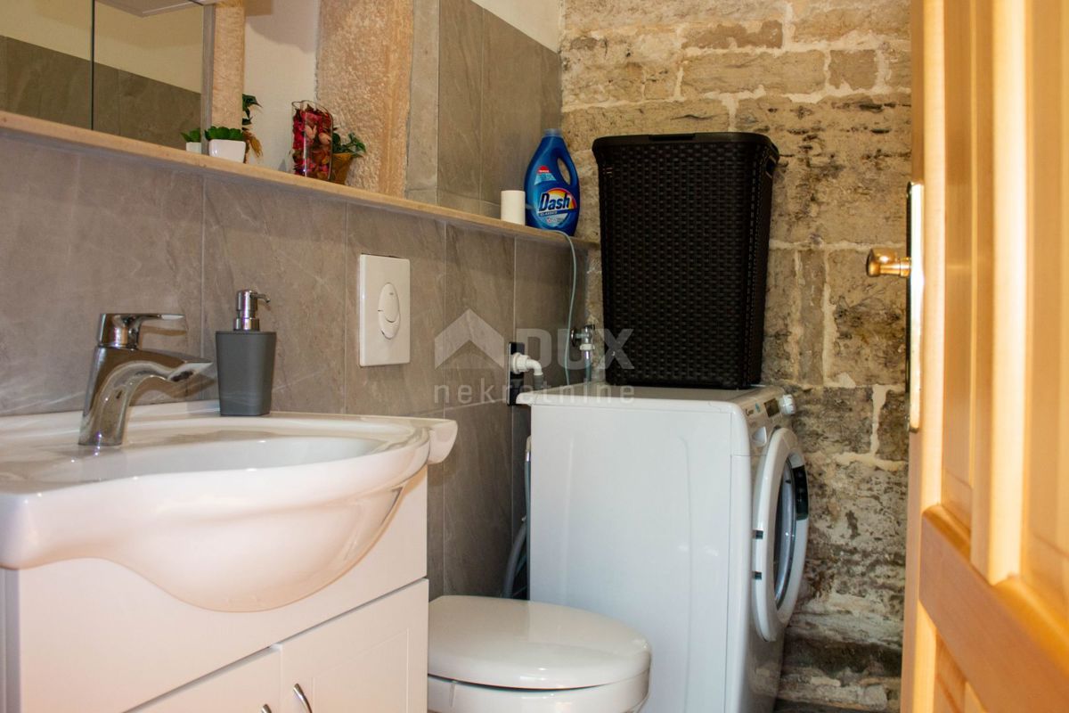 ISTRIA, ŽMINJ - Bellissima hacienda in pietra con piscina!