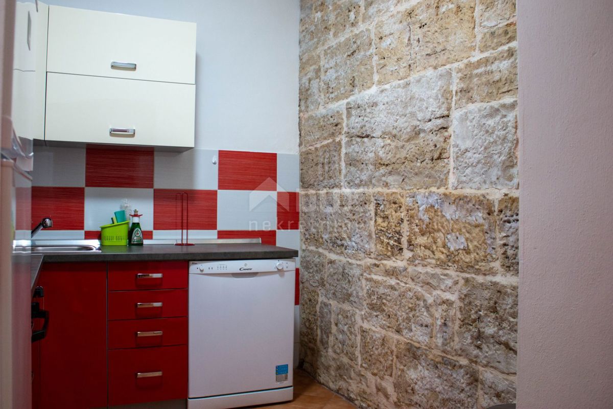 ISTRIA, ŽMINJ - Bellissima hacienda in pietra con piscina!