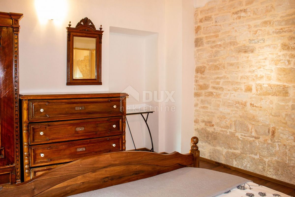 ISTRIA, ŽMINJ - Bellissima hacienda in pietra con piscina!