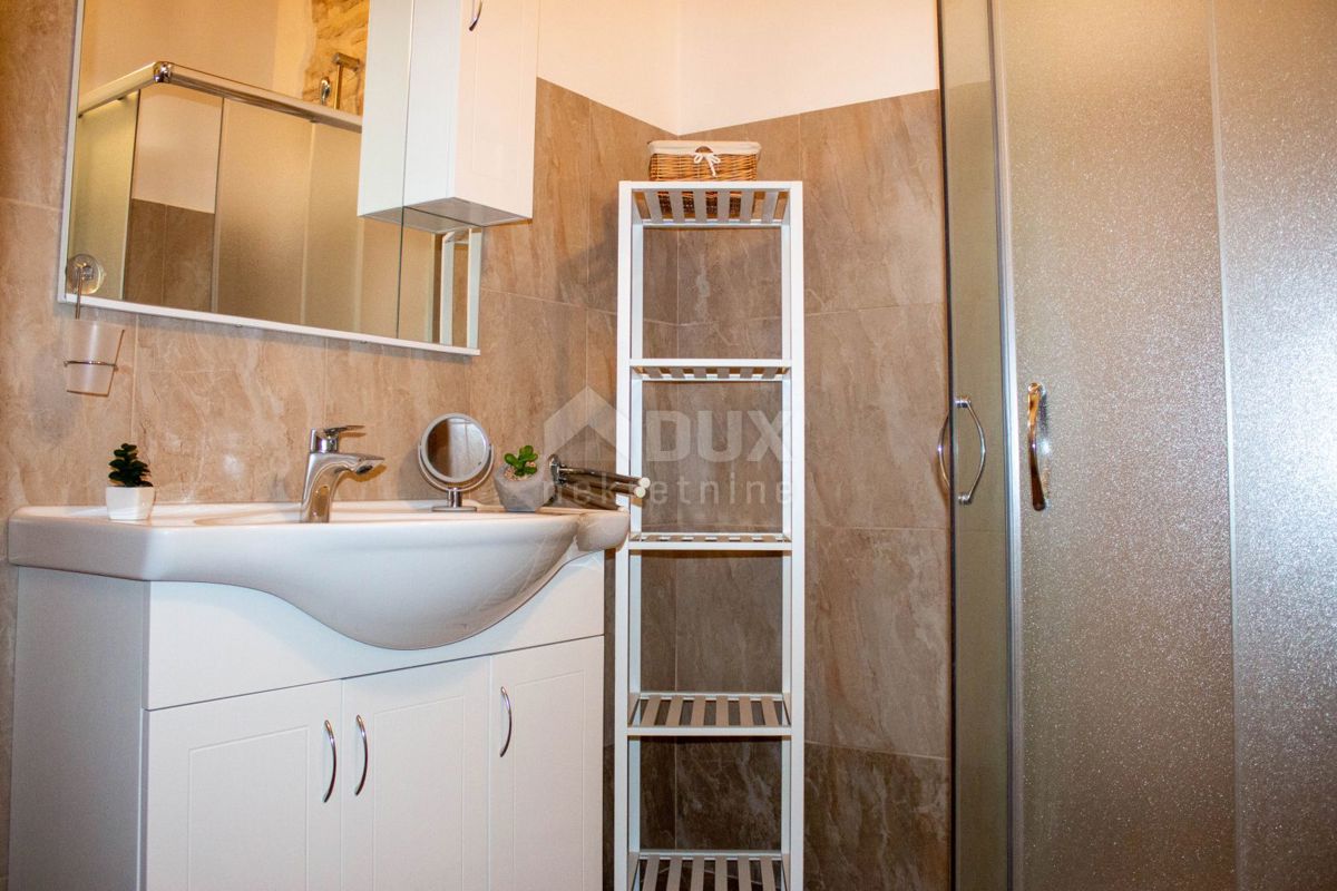 ISTRIA, ŽMINJ - Bellissima hacienda in pietra con piscina!