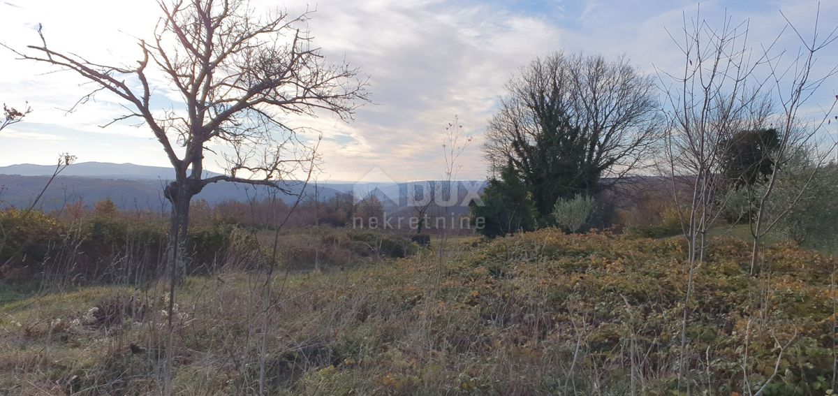 ISTRIA, BARBAN - Terreno con concessione edilizia valida e utenze pagate, bellissima vista fino al mare