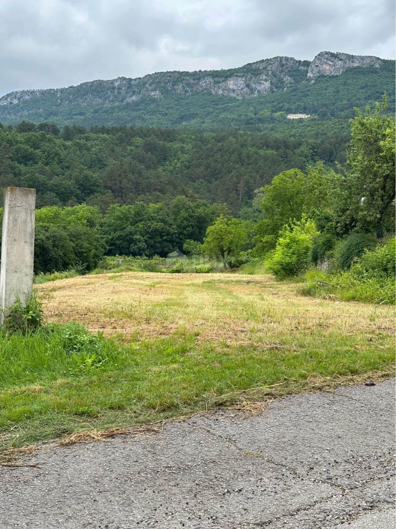 Terreno Buzet, 1.499m2