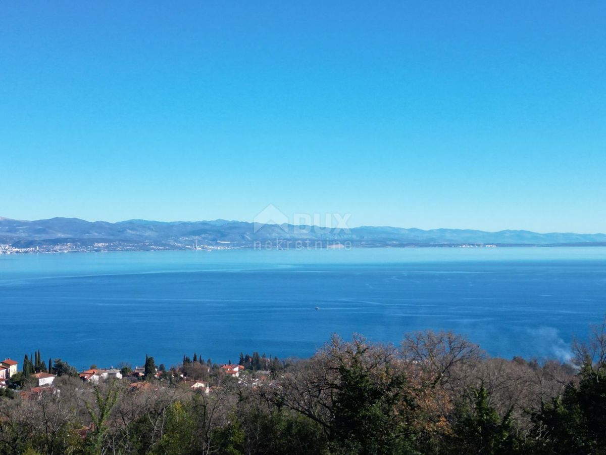 OPATIJA, LOVRAN, IKA - villa 230 m2 con vista panoramica sul mare e piscina + giardino paesaggistico 930 m2!!! OPPORTUNITÀ!!!