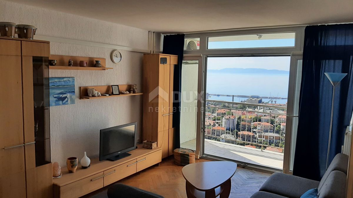 RIJEKA, RASTOČINE - 3 camere da letto + bagno con balcone e vista mare 