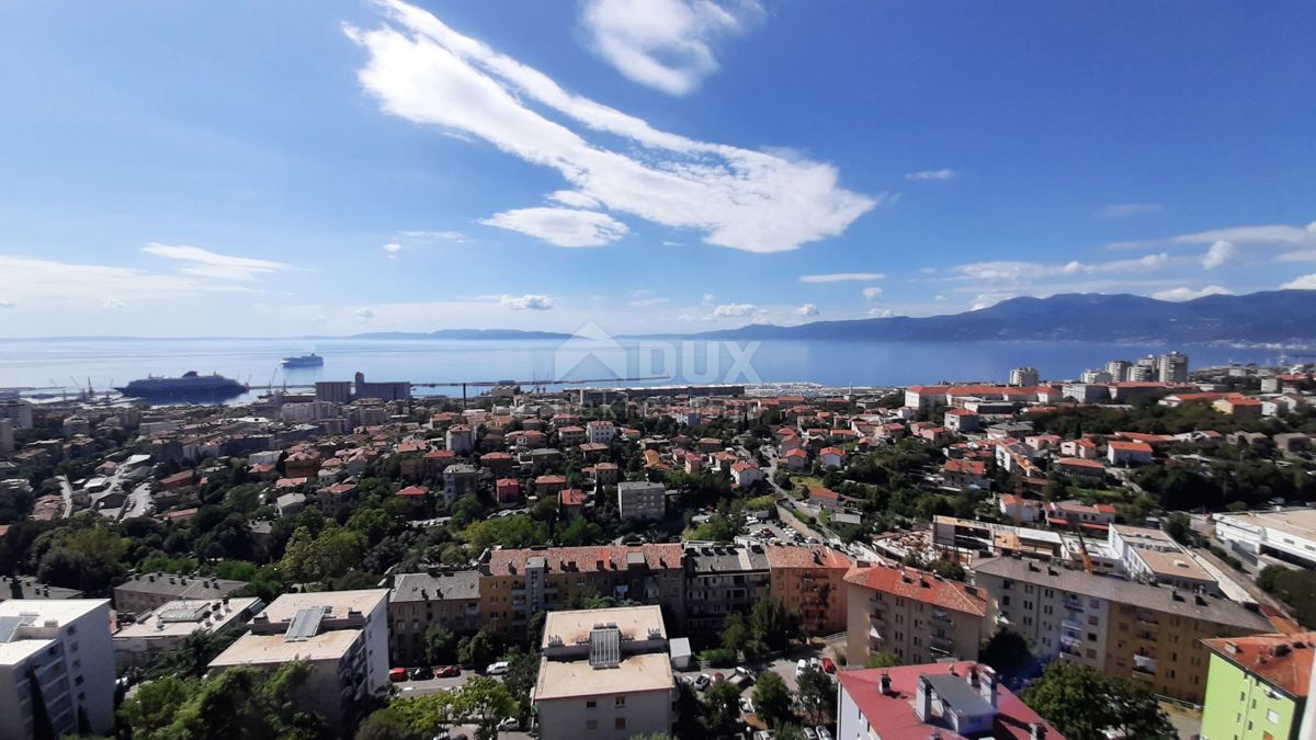 RIJEKA, RASTOČINE - 3 camere da letto + bagno con balcone e vista mare 