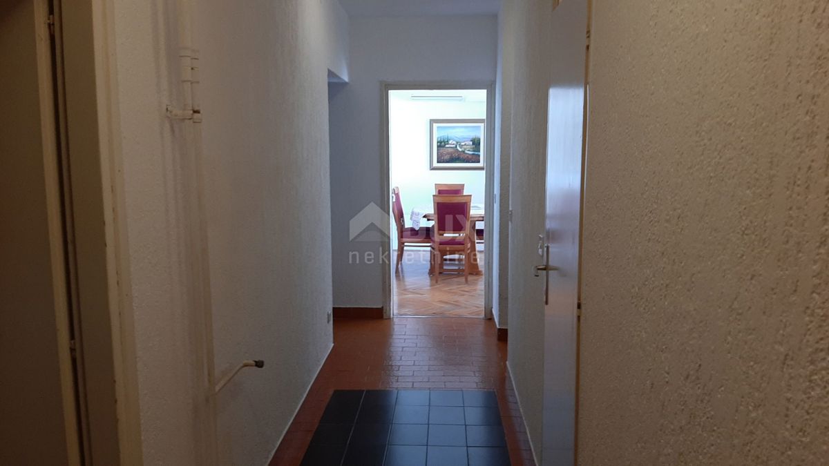 RIJEKA, RASTOČINE - 3 camere da letto + bagno con balcone e vista mare 