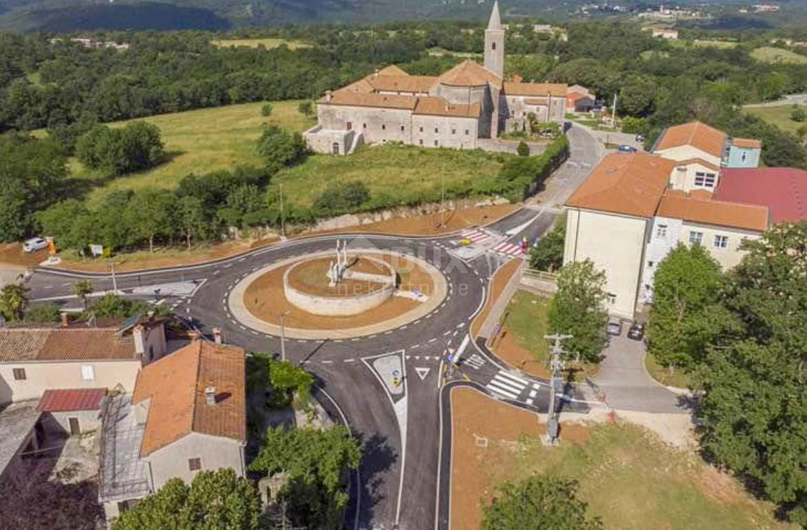 ISTRIA, SAN PIETRO NEL BOSCO - bellissimo terreno con 4 appezzamenti nell'Istria centrale 