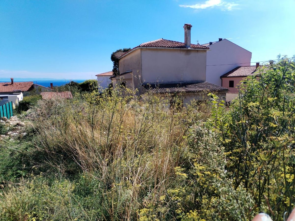 ISTRIA, LIŽNJAN- Casa con permesso di costruzione da ristrutturare. Vista sul mare e sul Quarnero!