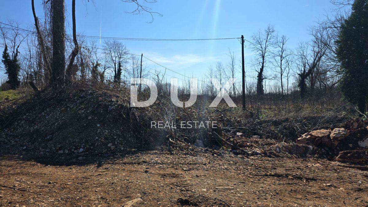 Terreno Labin, 911m2