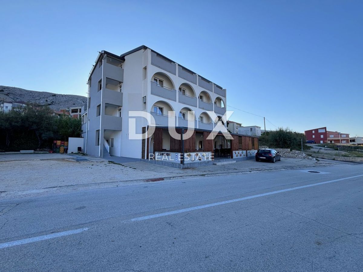 ISOLA DI PAG, PAG - Hotel con ristorante vicino al mare