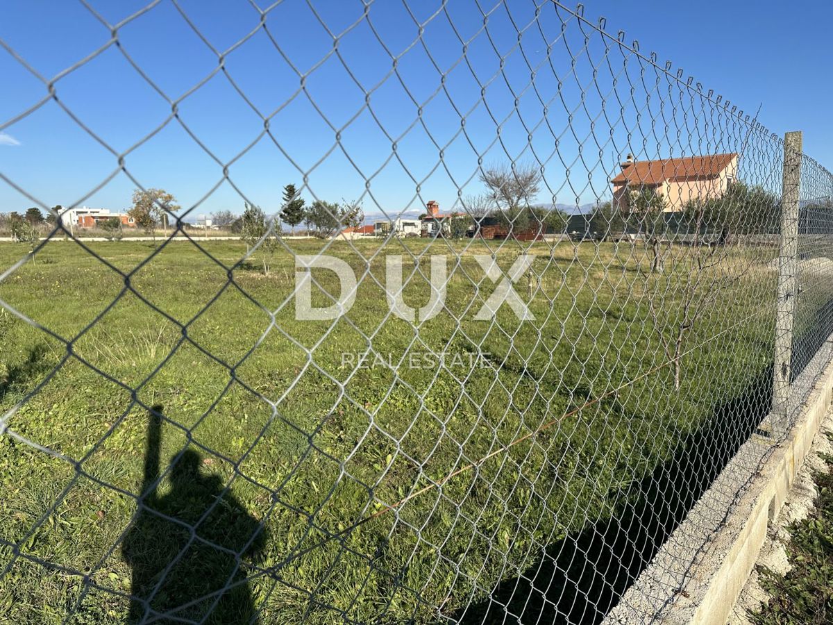 ZADAR, CRNO - Terreno prossimo alla zona edificabile - Opportunità di investimento 