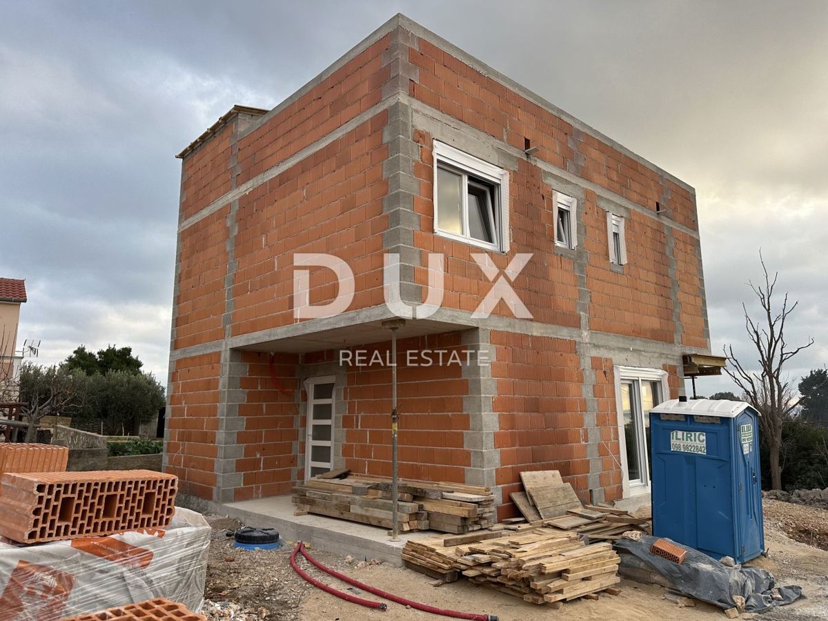 ZADAR, VIR - Casa moderna con piscina - Vista mare!