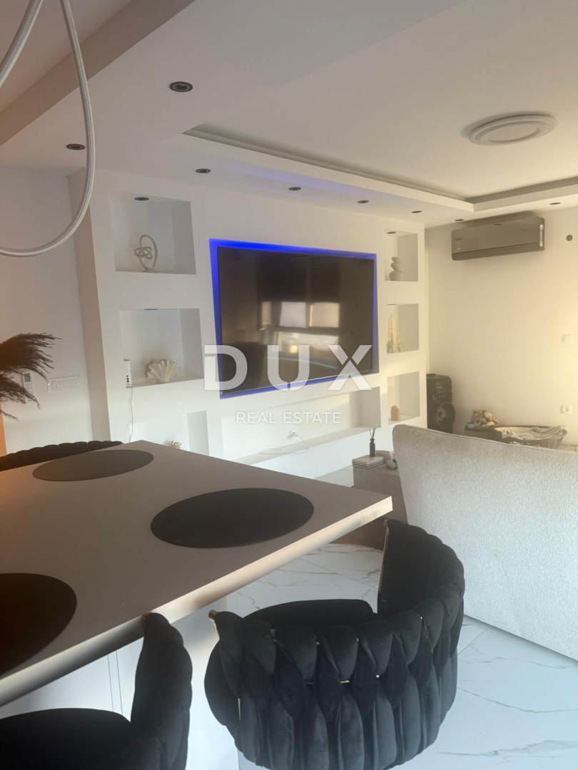 ZADAR, SVETI FILIP I JAKOV - Nuovo edificio completamente arredato con 220 m2 di giardino e vista mare!