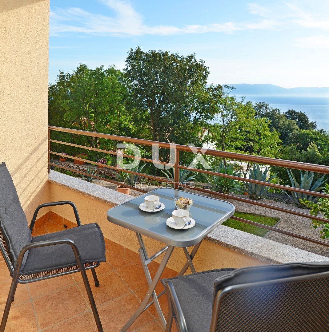 ISTRIA, RABAC - Palazzina con vista mare