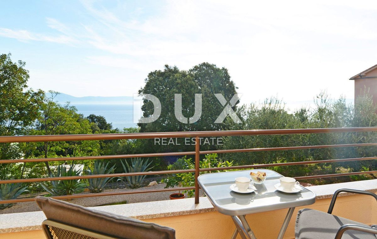 ISTRIA, RABAC - Palazzina con vista mare