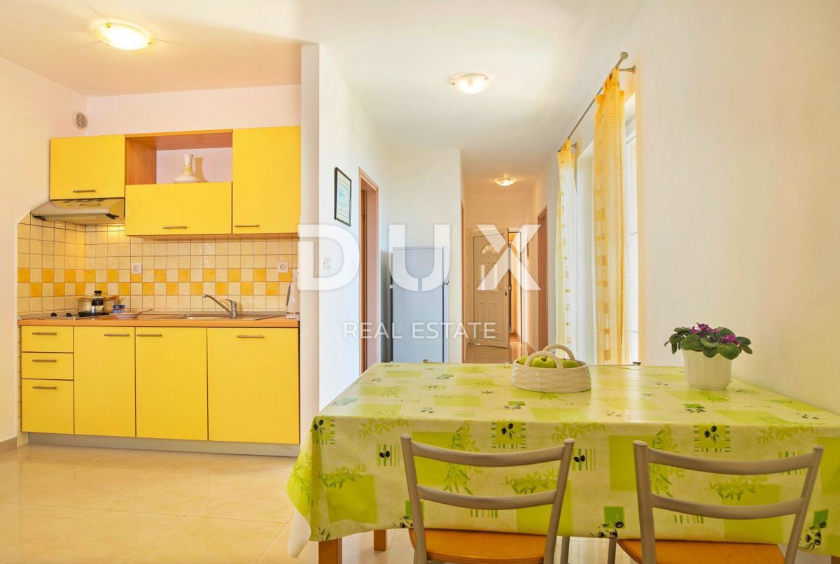 ISTRIA, RABAC - Palazzina con vista mare