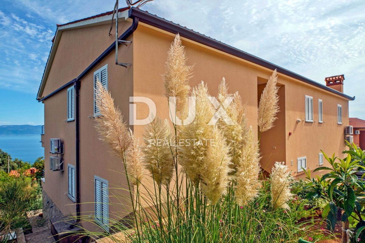 ISTRIA, RABAC - Palazzina con vista mare