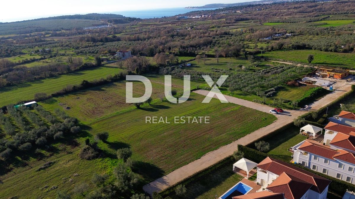 ISTRIA, PARENZO - Villa unica con quattro unità abitative separate