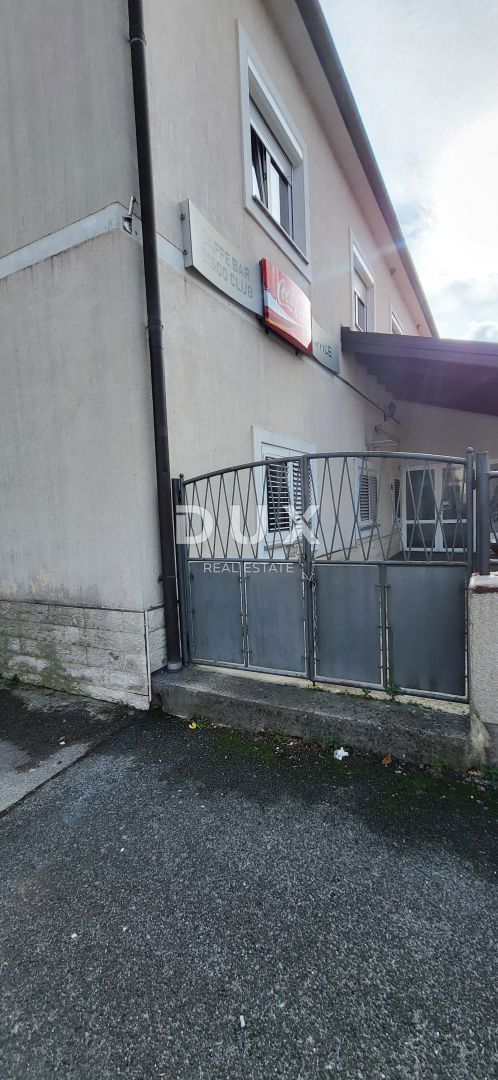 ČAVLE - Casa con 6 appartamenti e 2 locali commerciali