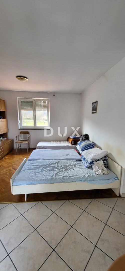 ČAVLE - Casa con 6 appartamenti e 2 locali commerciali