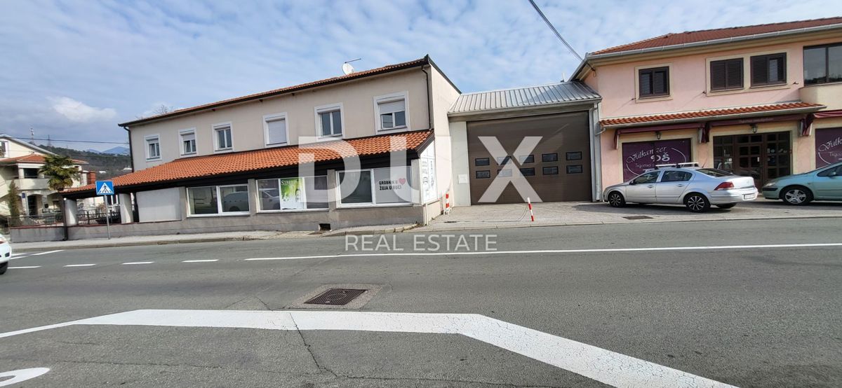 ČAVLE - Casa con 6 appartamenti e 2 locali commerciali