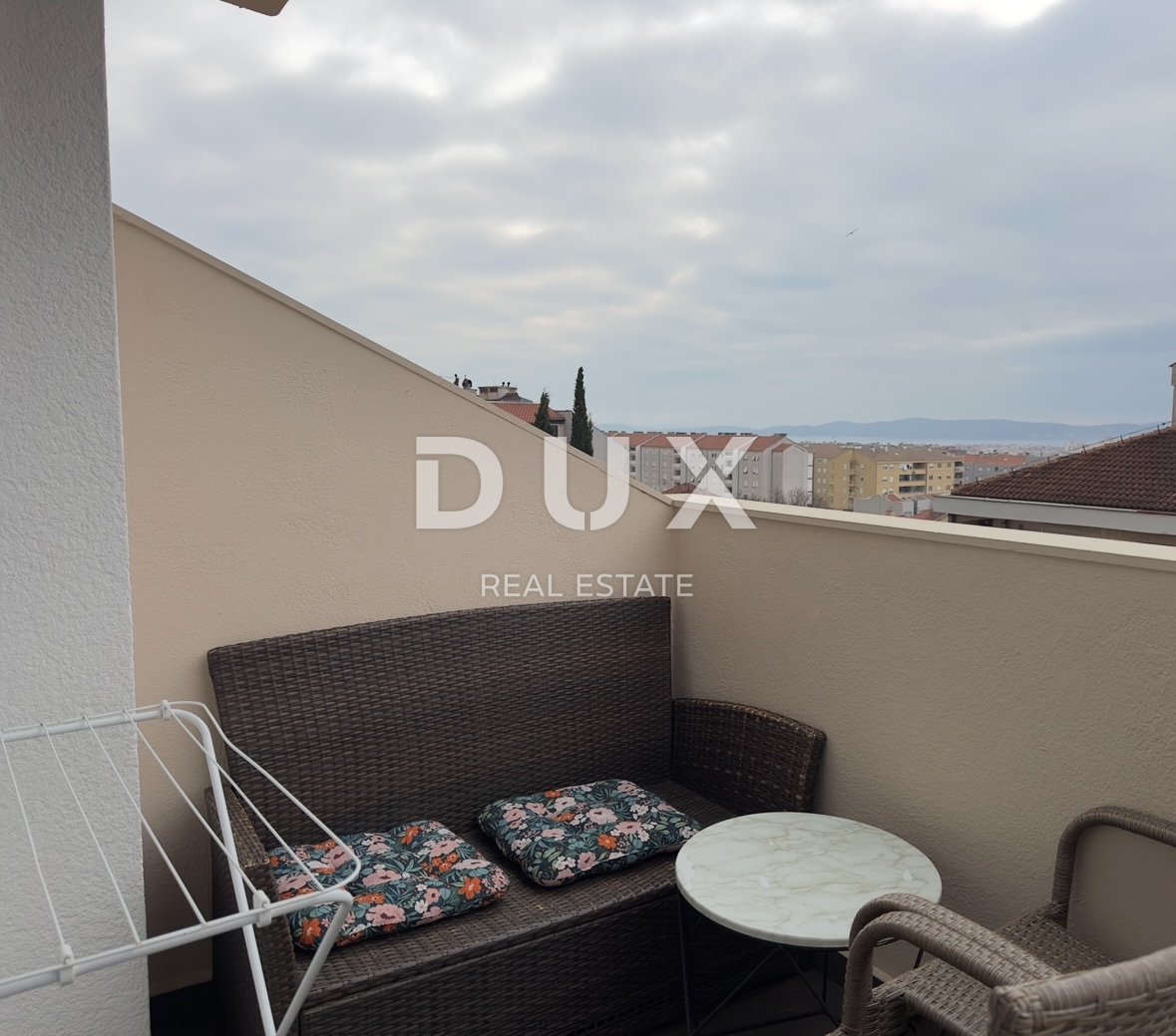ZADAR, BILI BRIG - Appartamento con vista mare - Completamente ristrutturato!