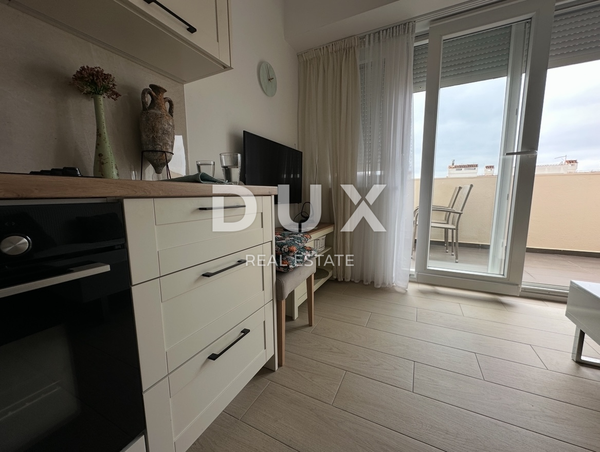 ZADAR, BILI BRIG - Appartamento con vista mare - Completamente ristrutturato!