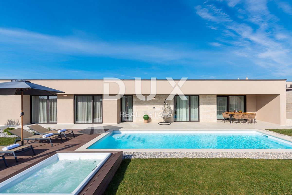 ISTRIA, PARENZO - Casa di lusso con piscina